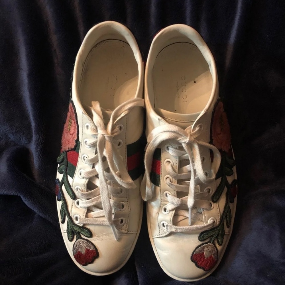 Gucci ace flowe sneakers used